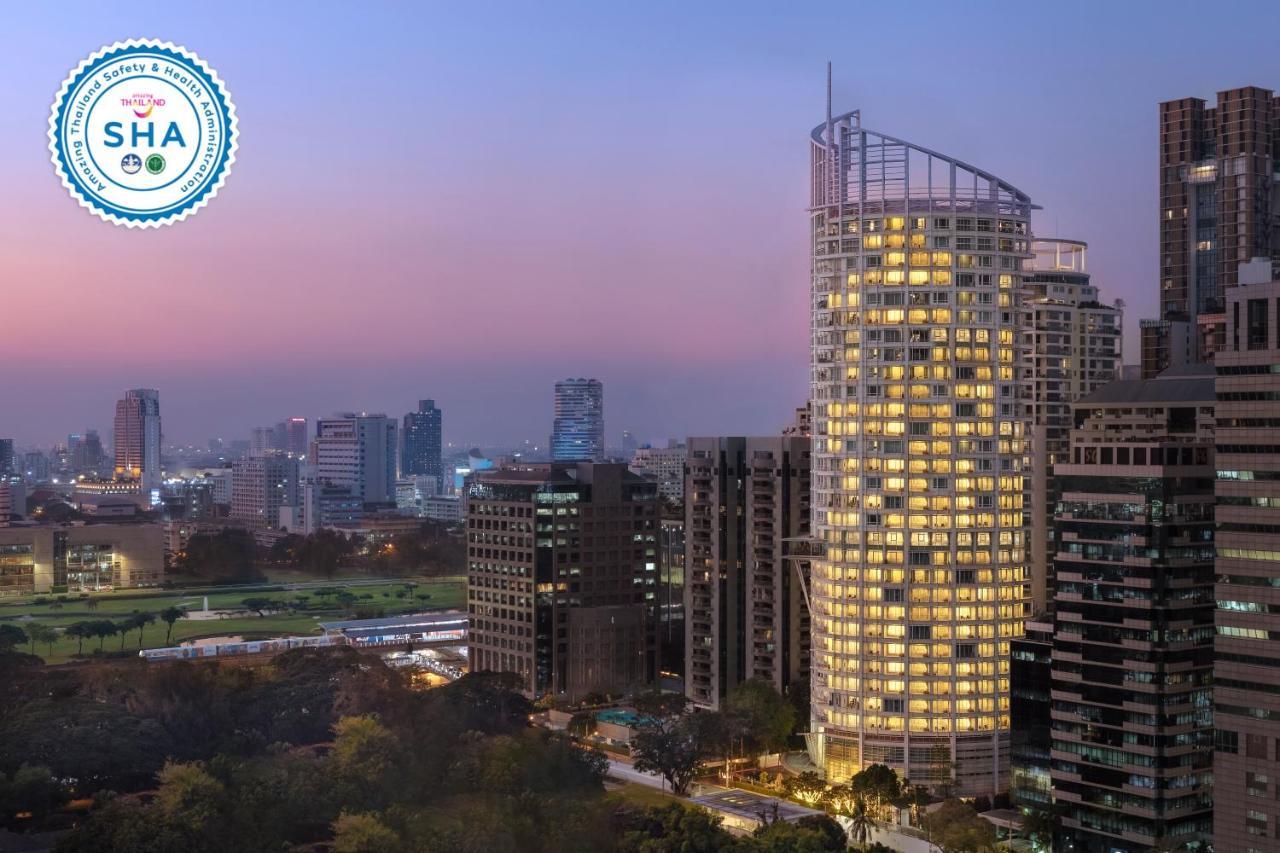 Dusit Suites Hotel Ratchadamri, Bangkok Buitenkant foto The 101 at night